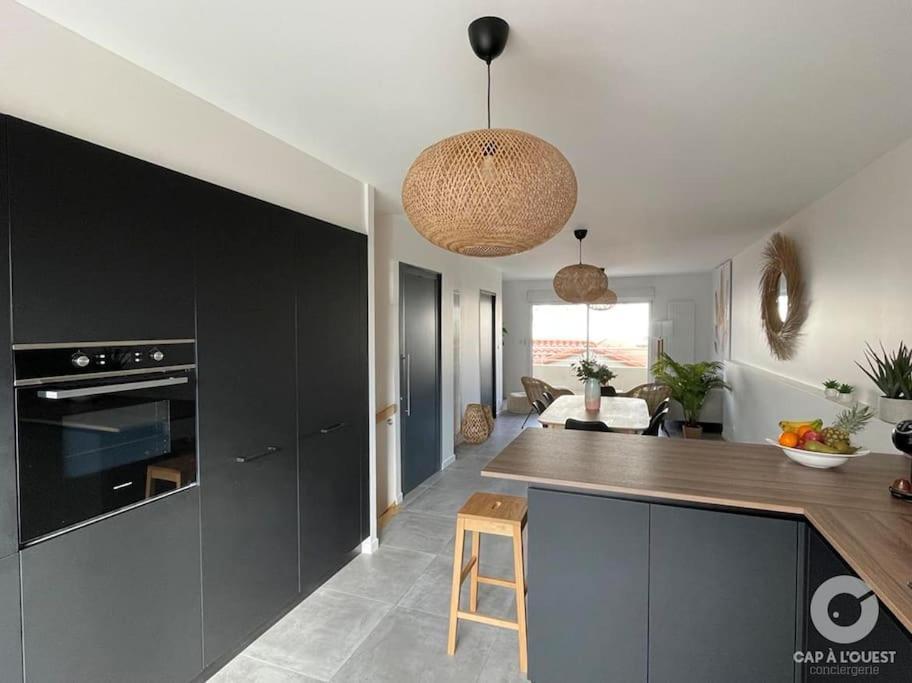 .La Villa Sablaise. Maison Avec Place De Parking Au Coeur Du Quartier Arago Les Sables-dʼOlonne 외부 사진